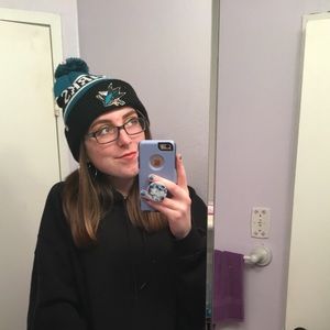 Meet your Posher, Sierra